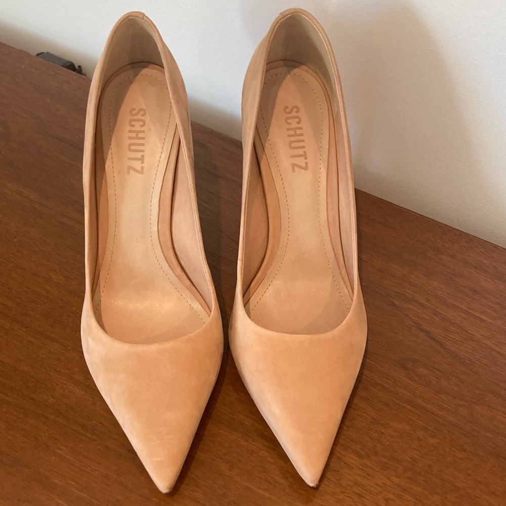 Schutz Lou Nude Suede Pump-8.5
